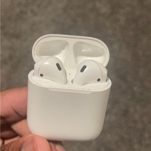 Apple AirPods